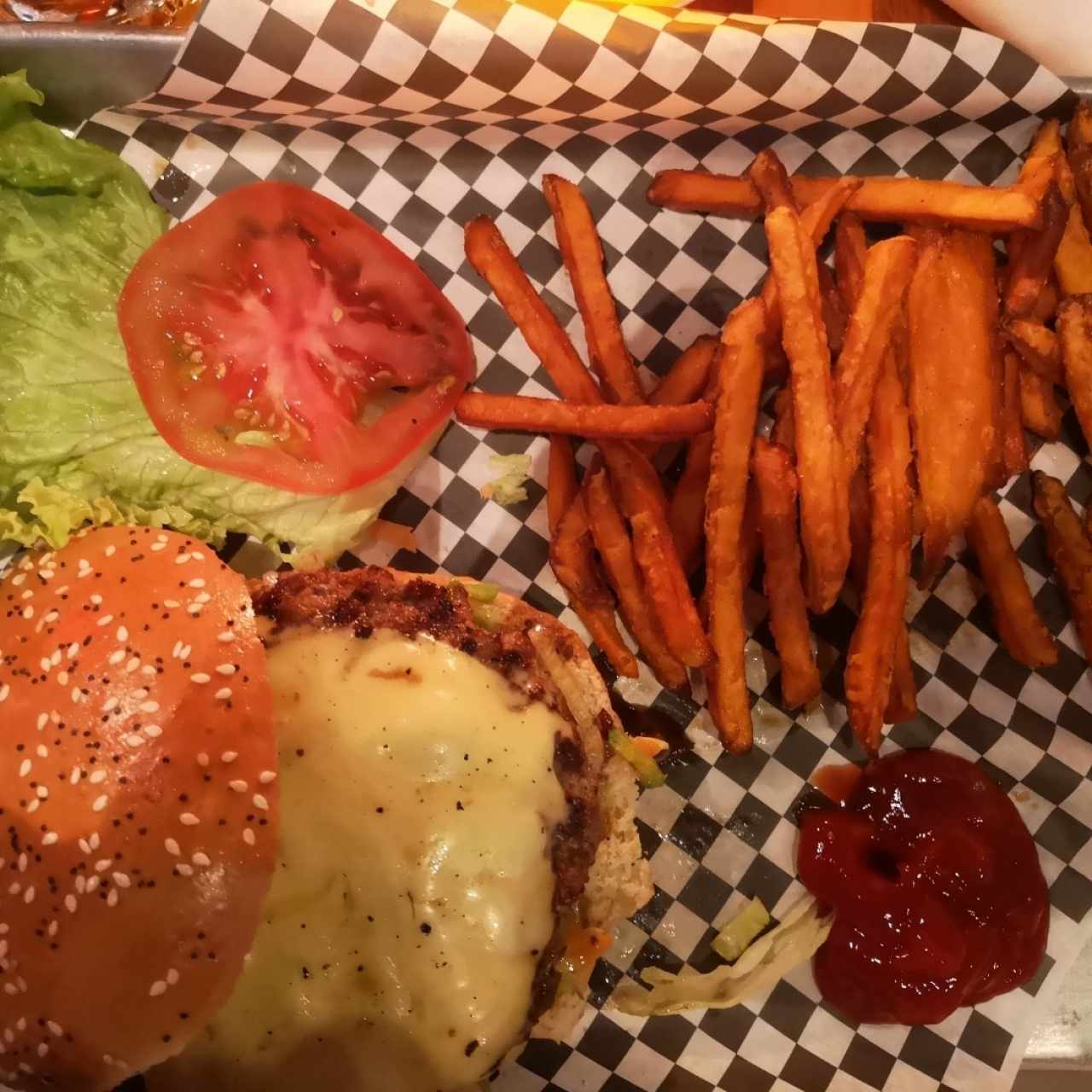 BURGER - PHILLY CHEESEBURGER