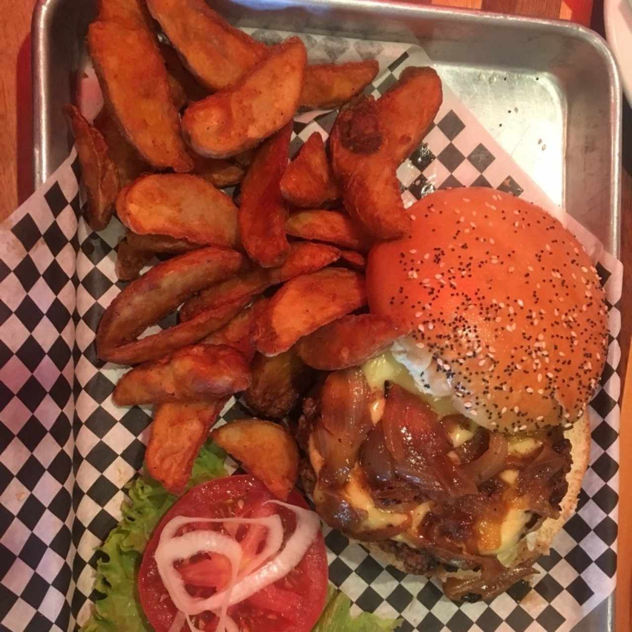BURGER - PHILLY CHEESEBURGER