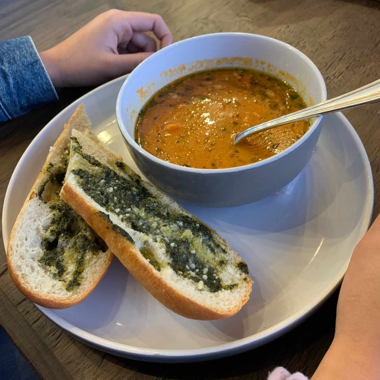 sopa de tomate