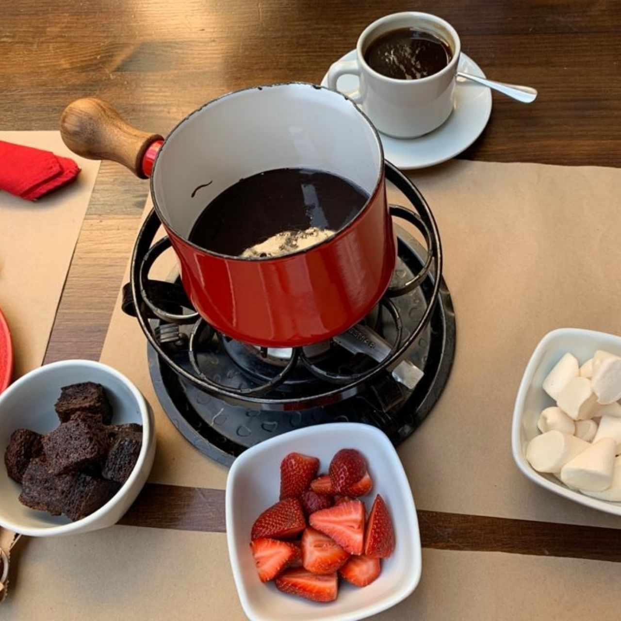 Elige Chocolate clásico o Blanco (para Compartir)