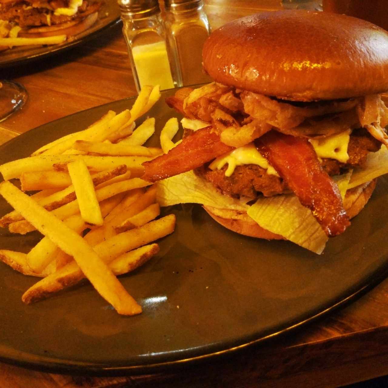 REAL BURGERS - Cowboy Burger