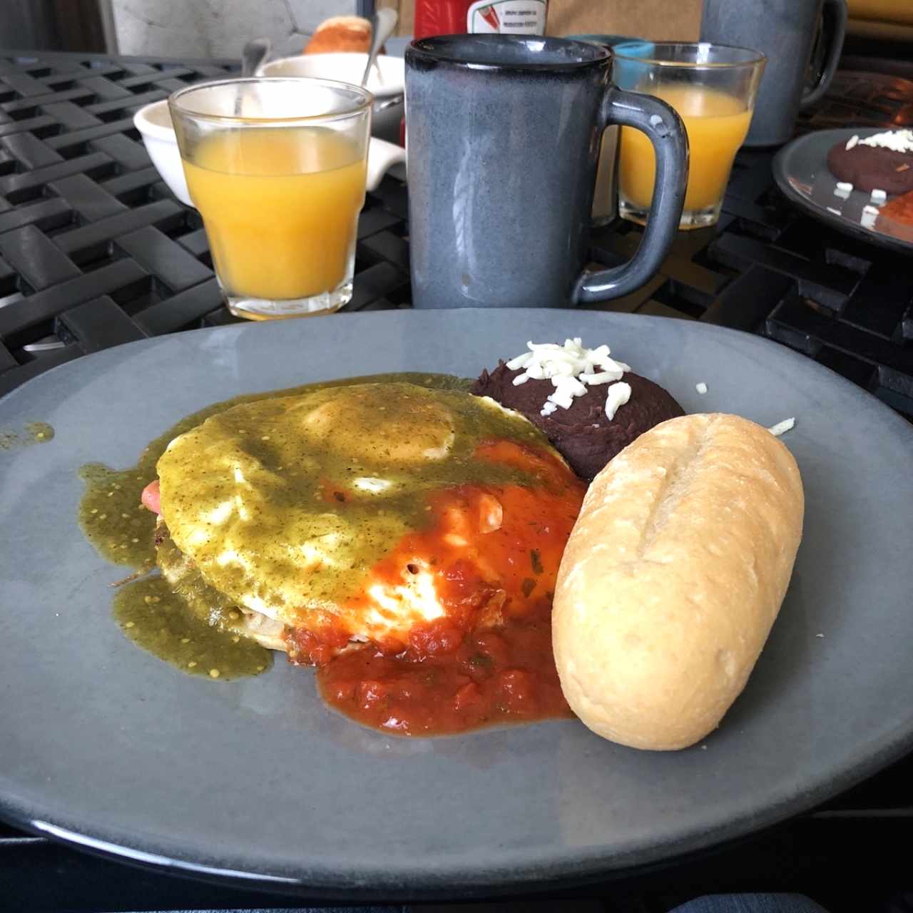 Huevos Divorciados