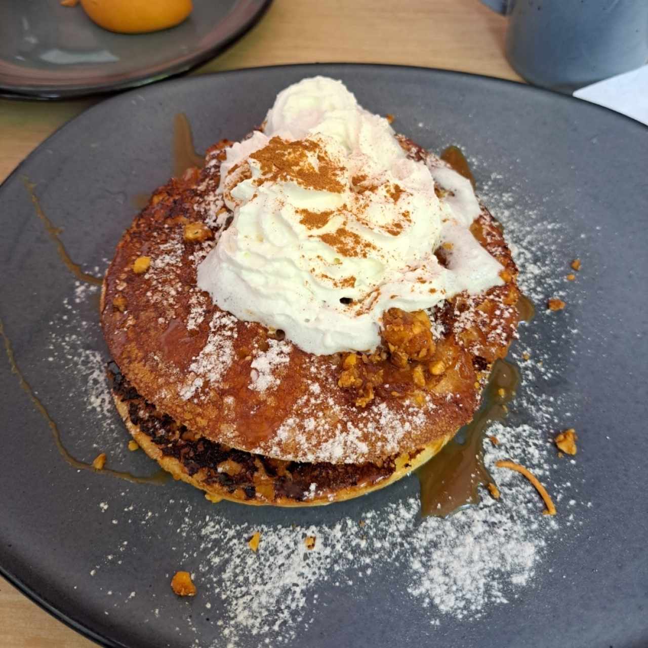 Panqueques con nuez y manzana