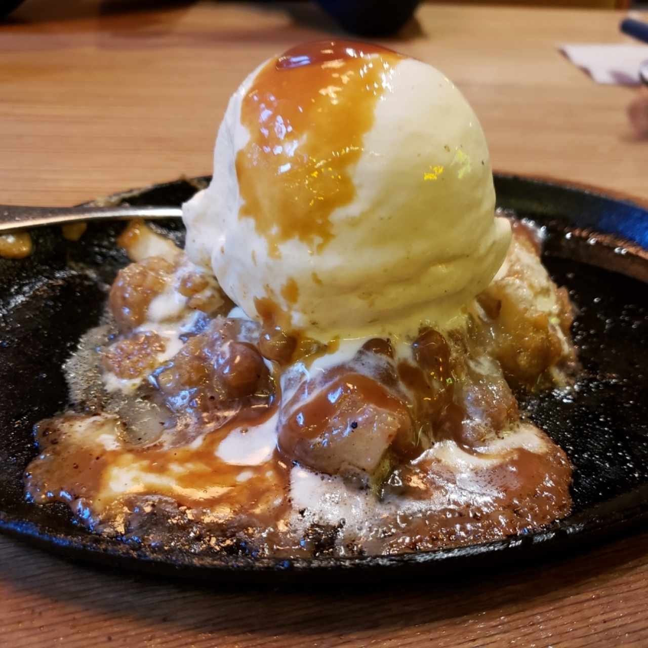 POSTRES - Sizzling Apple Pie