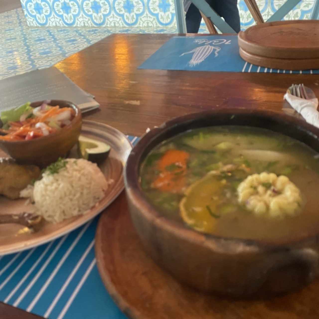 Caldo de gallina