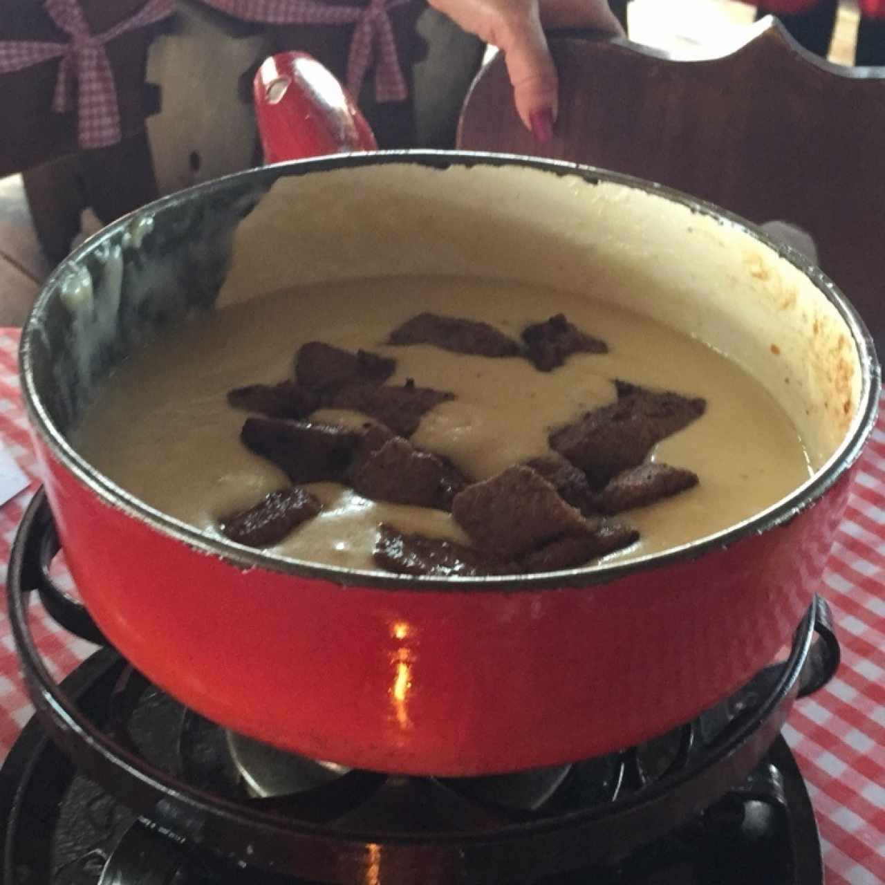 Queso con Lomito 2 P: Q.259 / 3 P: Q.335