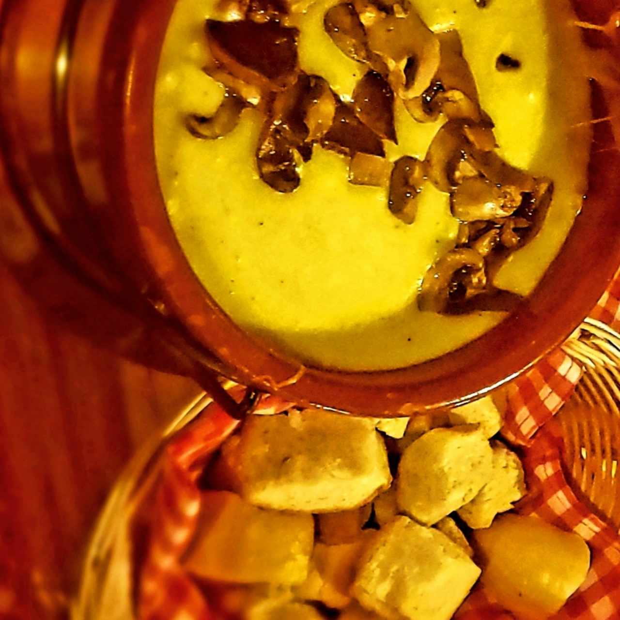 Fondue Kloster (con Campiñones)