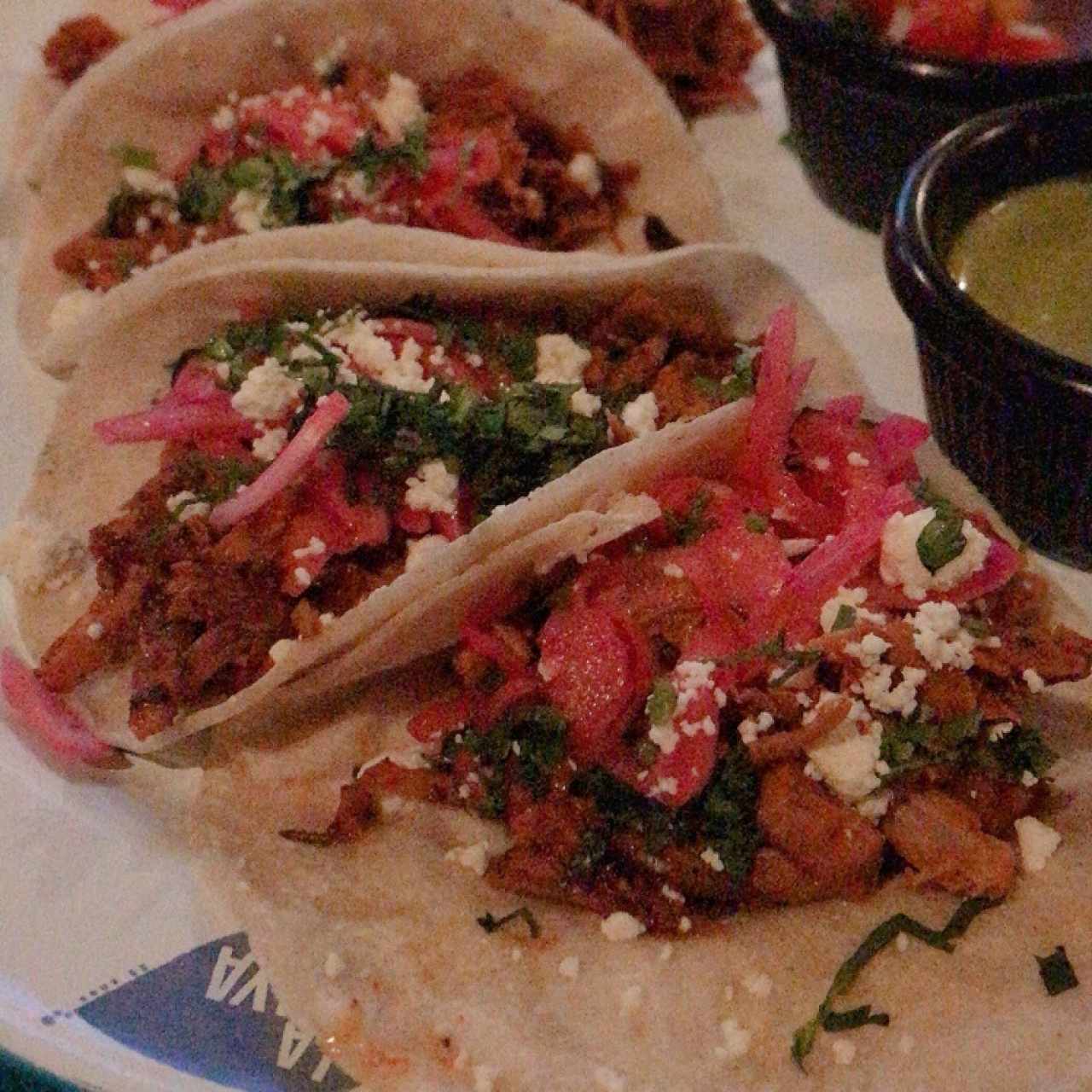 tacos de cochinita 