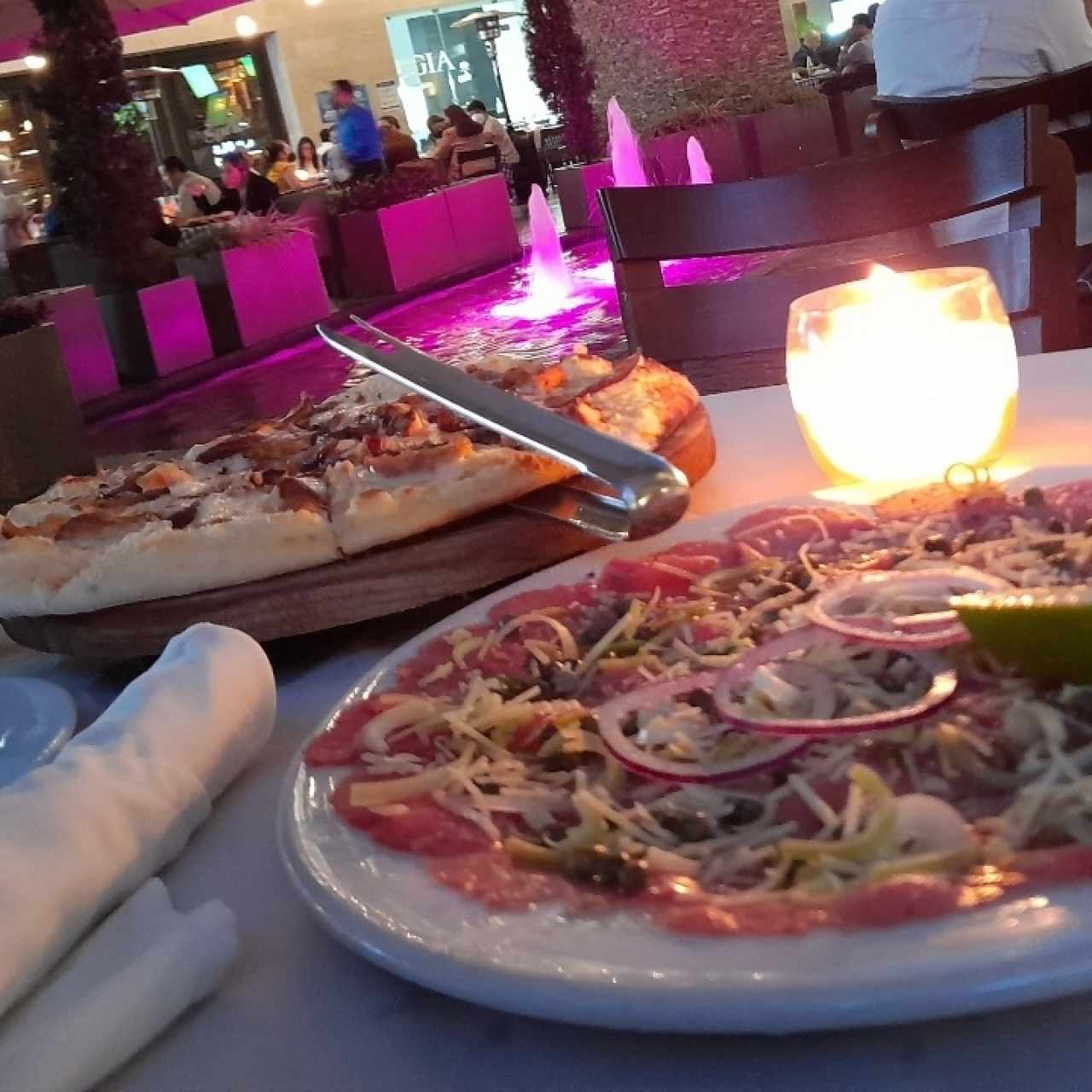 Carpaccio y Pizza
