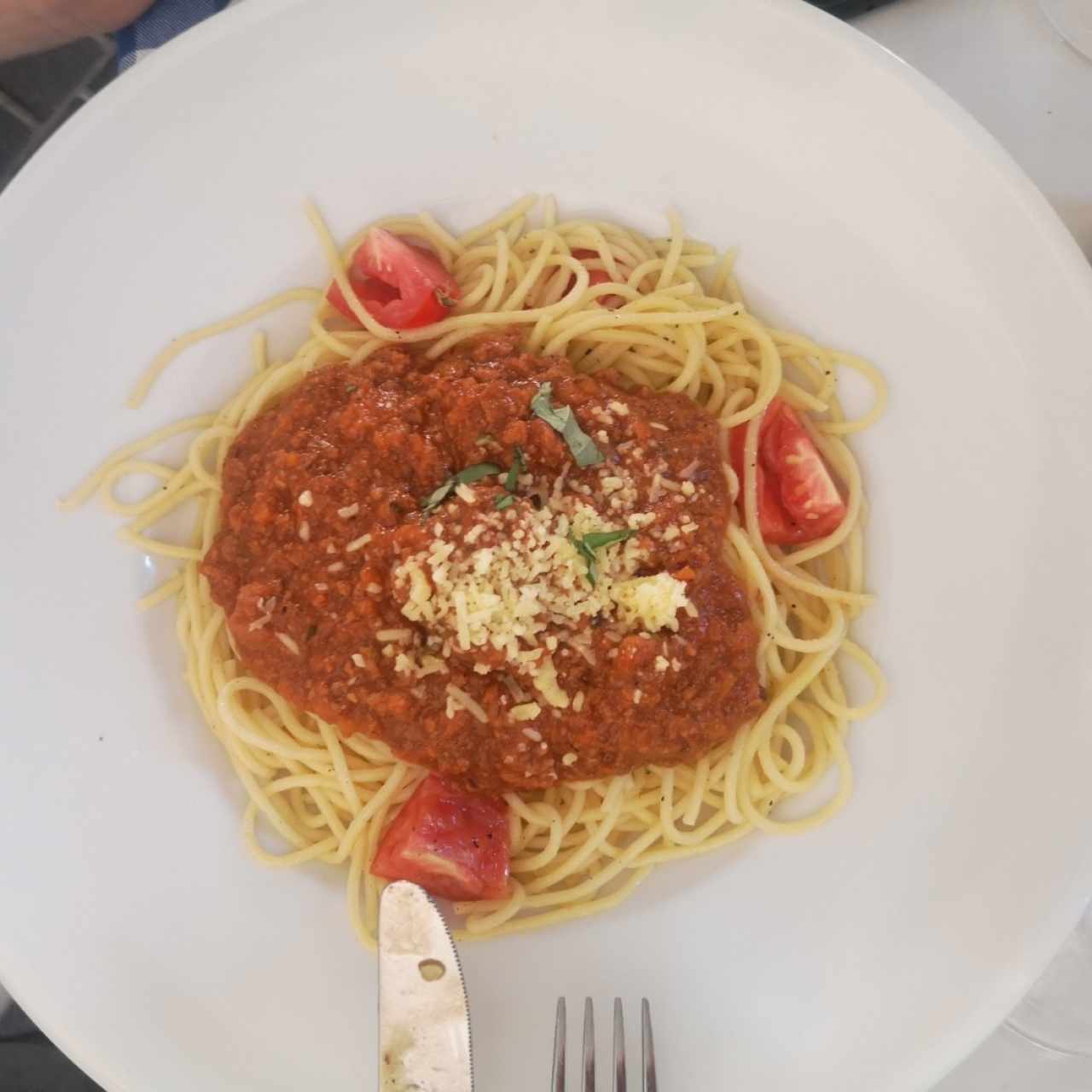 FETTUCCINE ALLA BOLOGNESE CON ALBÓNDIGAS