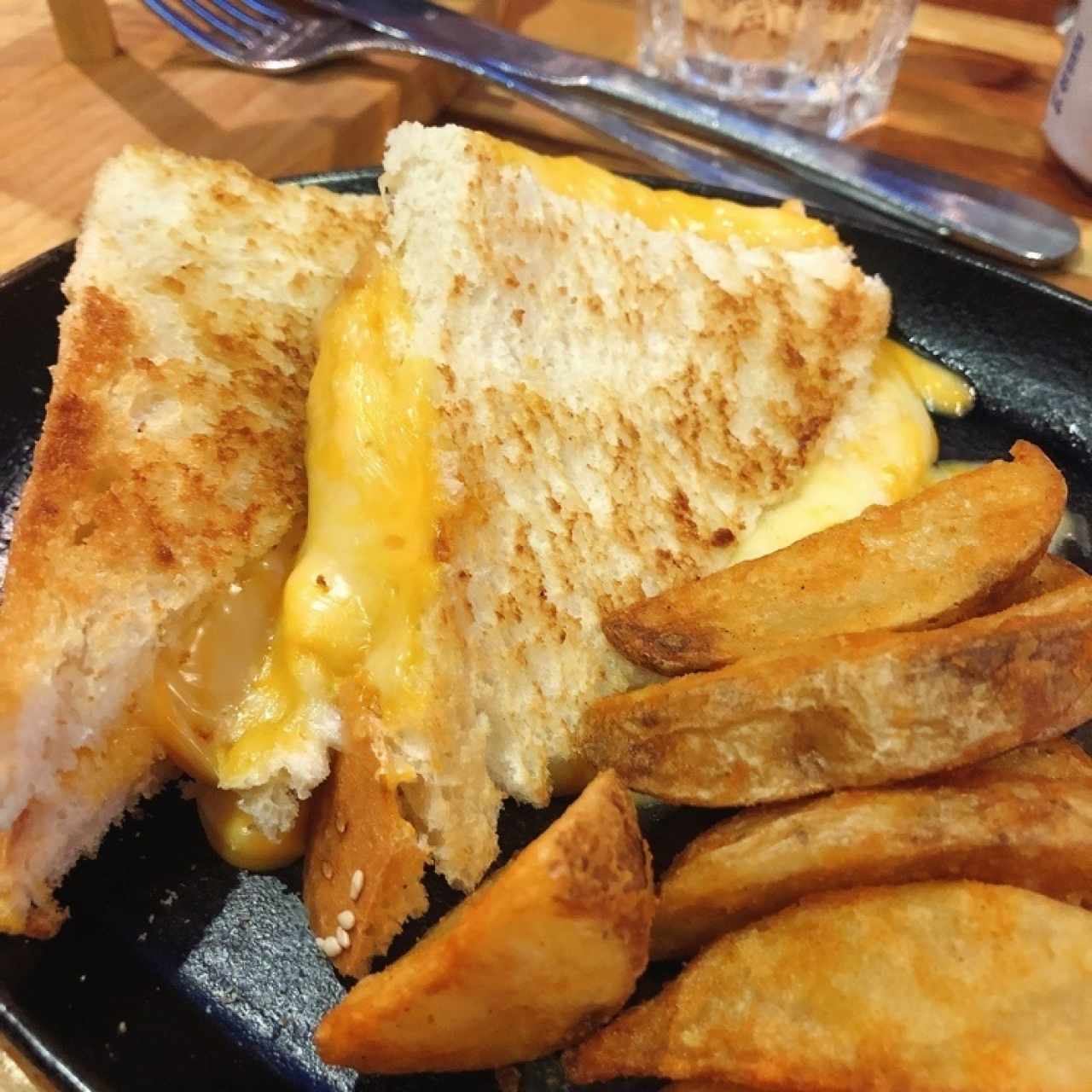 SANDWICHES - MELTED PIZZA