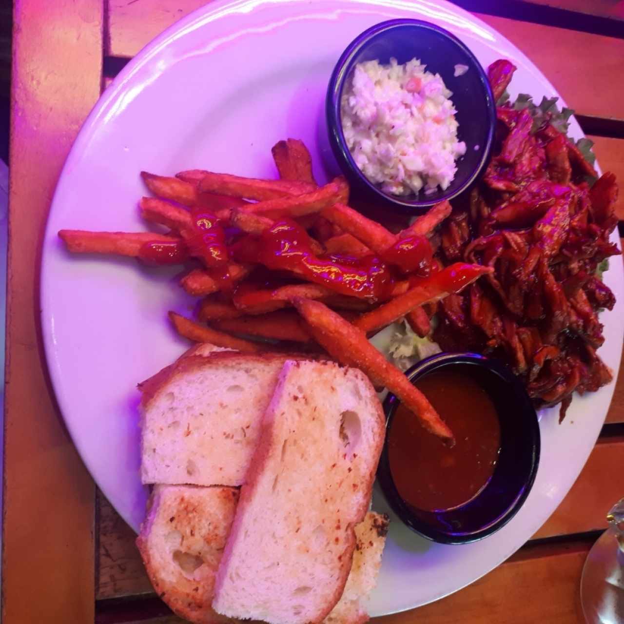 BBQ PULLED PORK PLATE