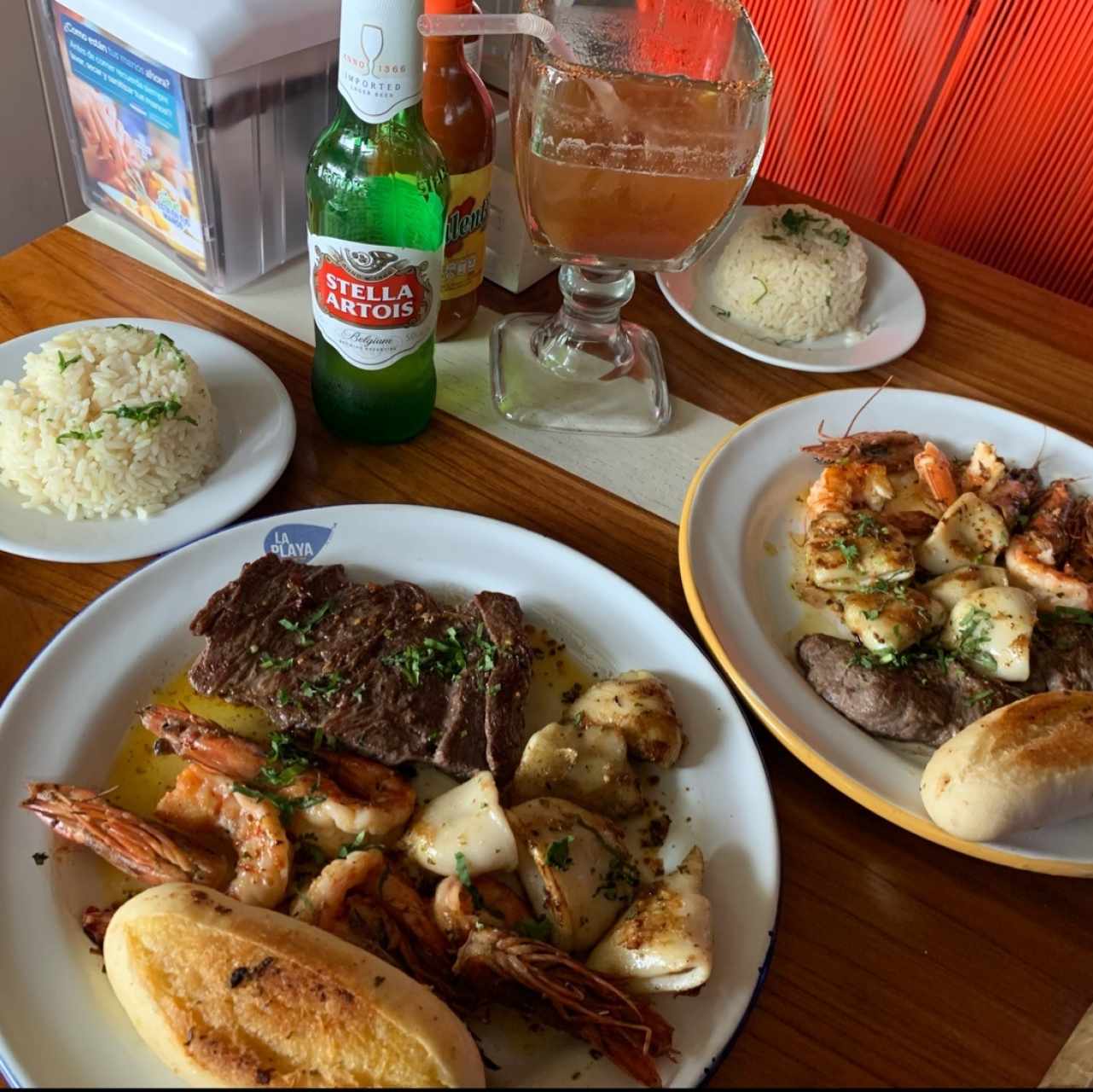 PLATOS FUERTES - Mar y Tierra