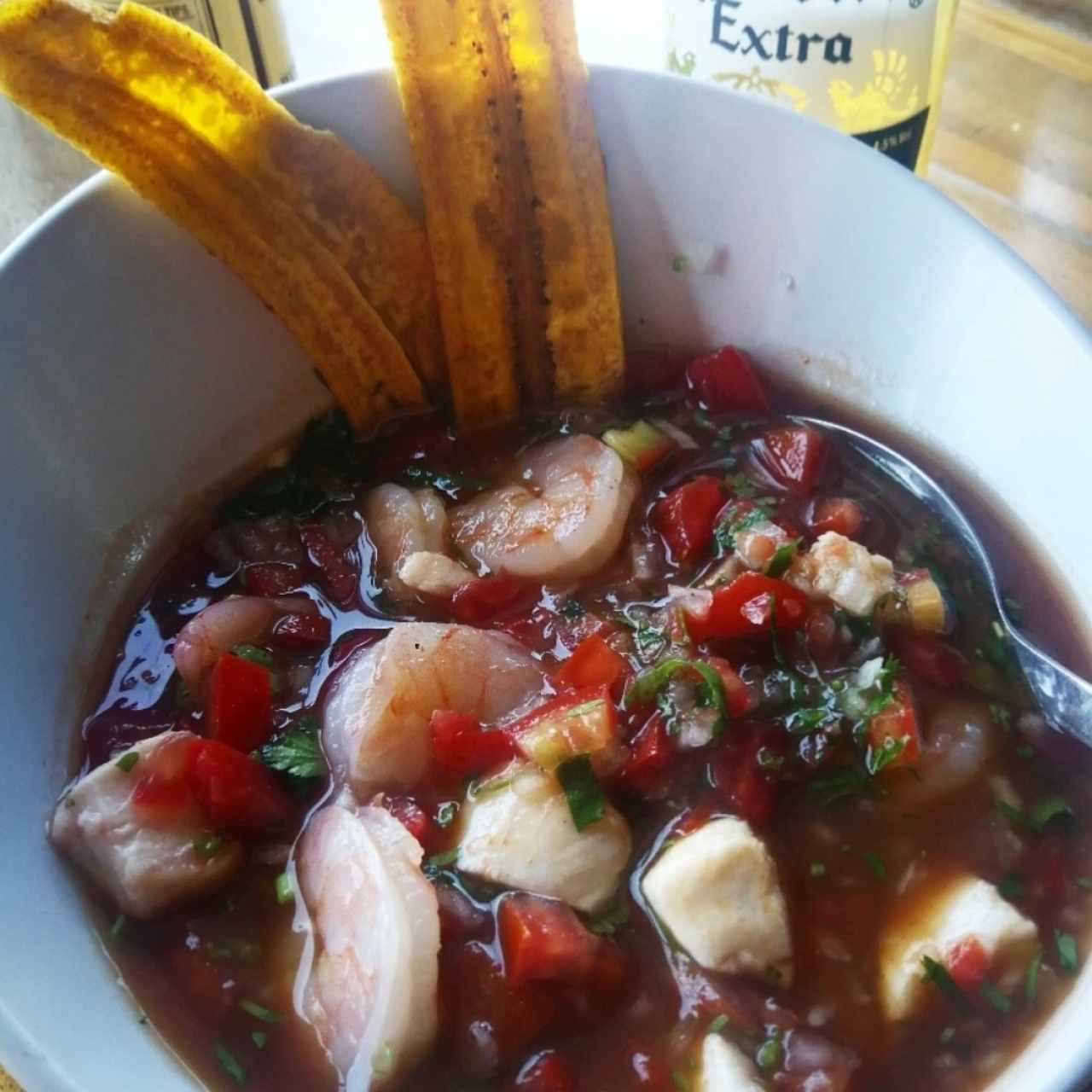 Ceviche de pescado y camarón 