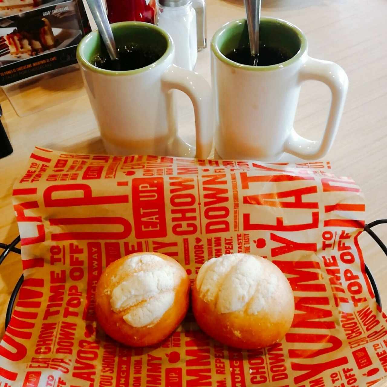 Panitos dulces de cortesía con los desayunos.