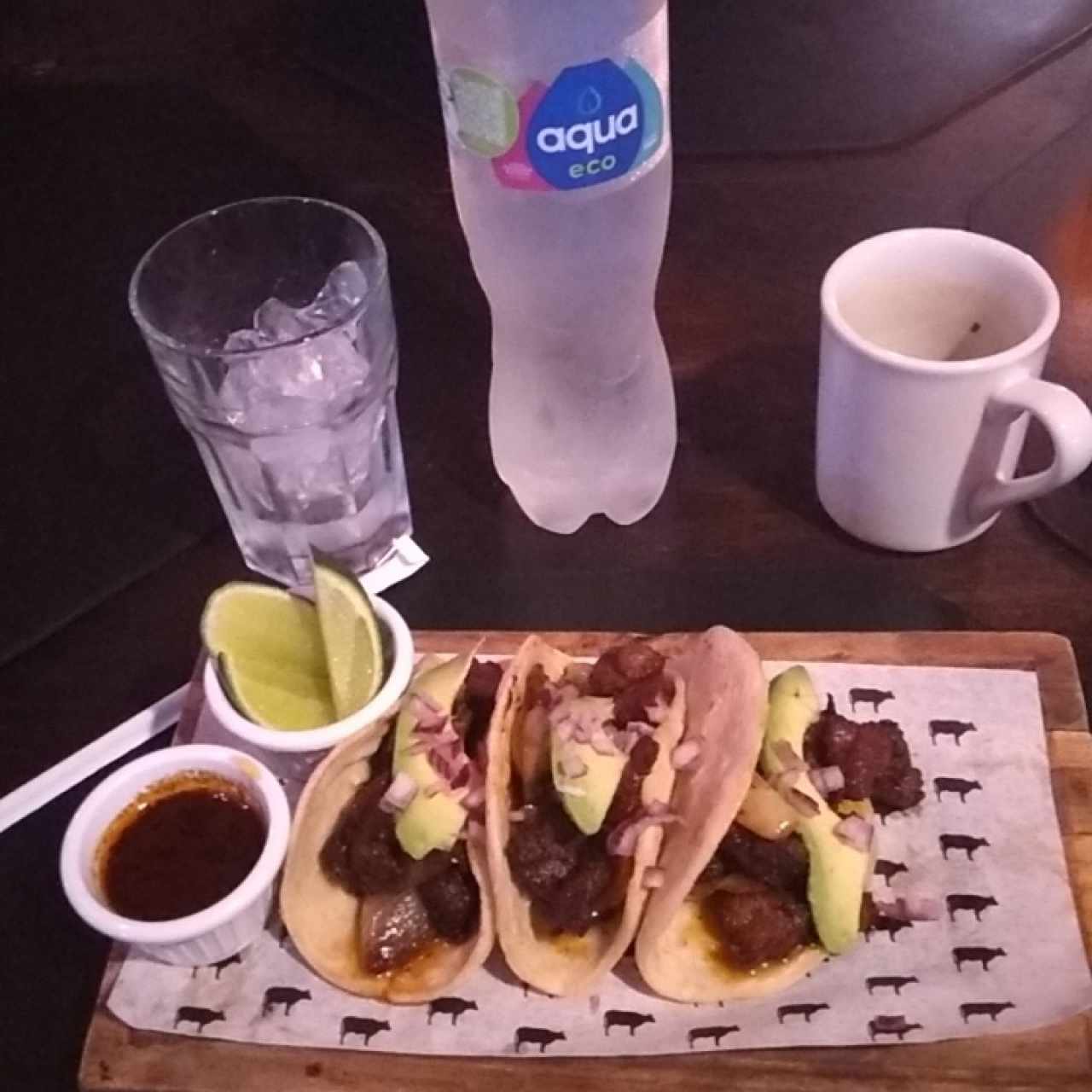tacos de Lomito. 
