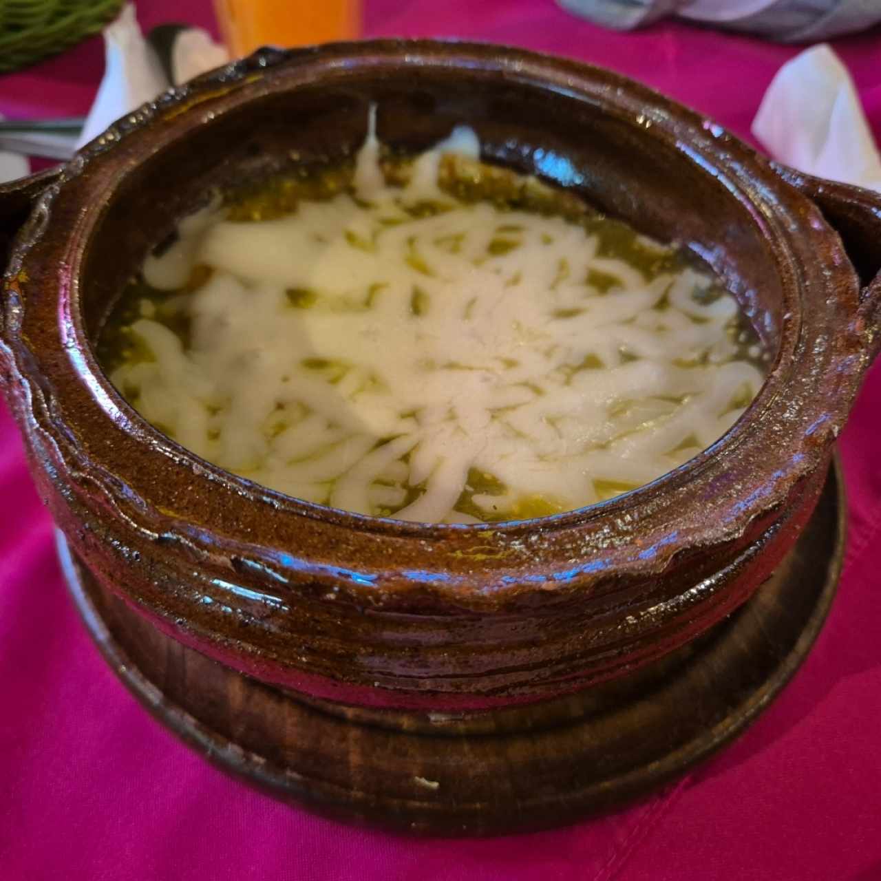 Huevos ahogados en salsa verde