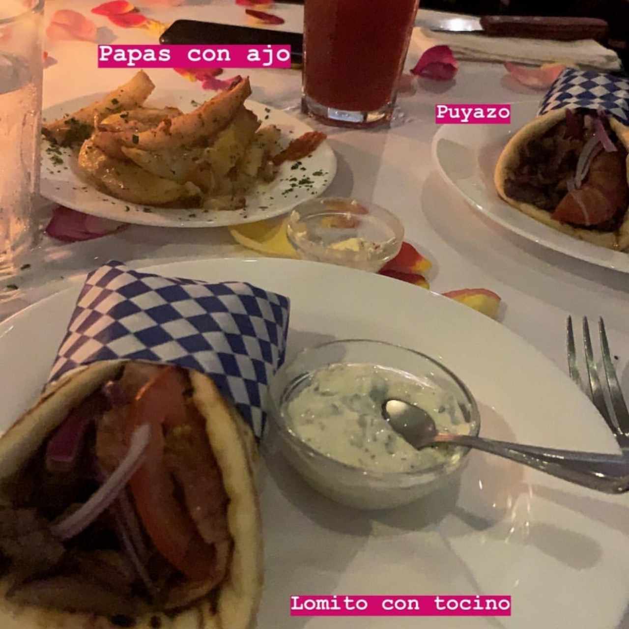 Gyro de Lomito con Tocino