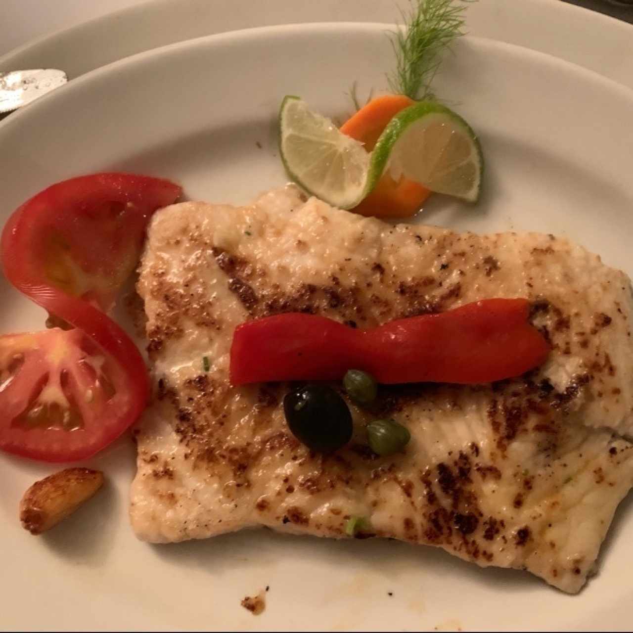 Róbalo a la Plancha / Al Mojo de Ajo