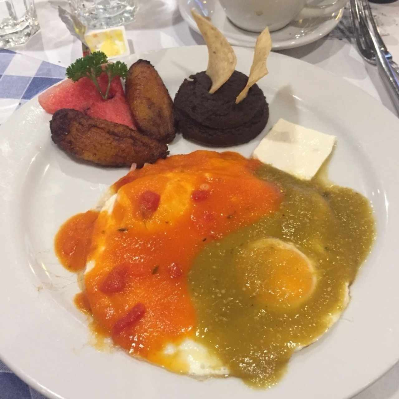 Huevos Divorciados