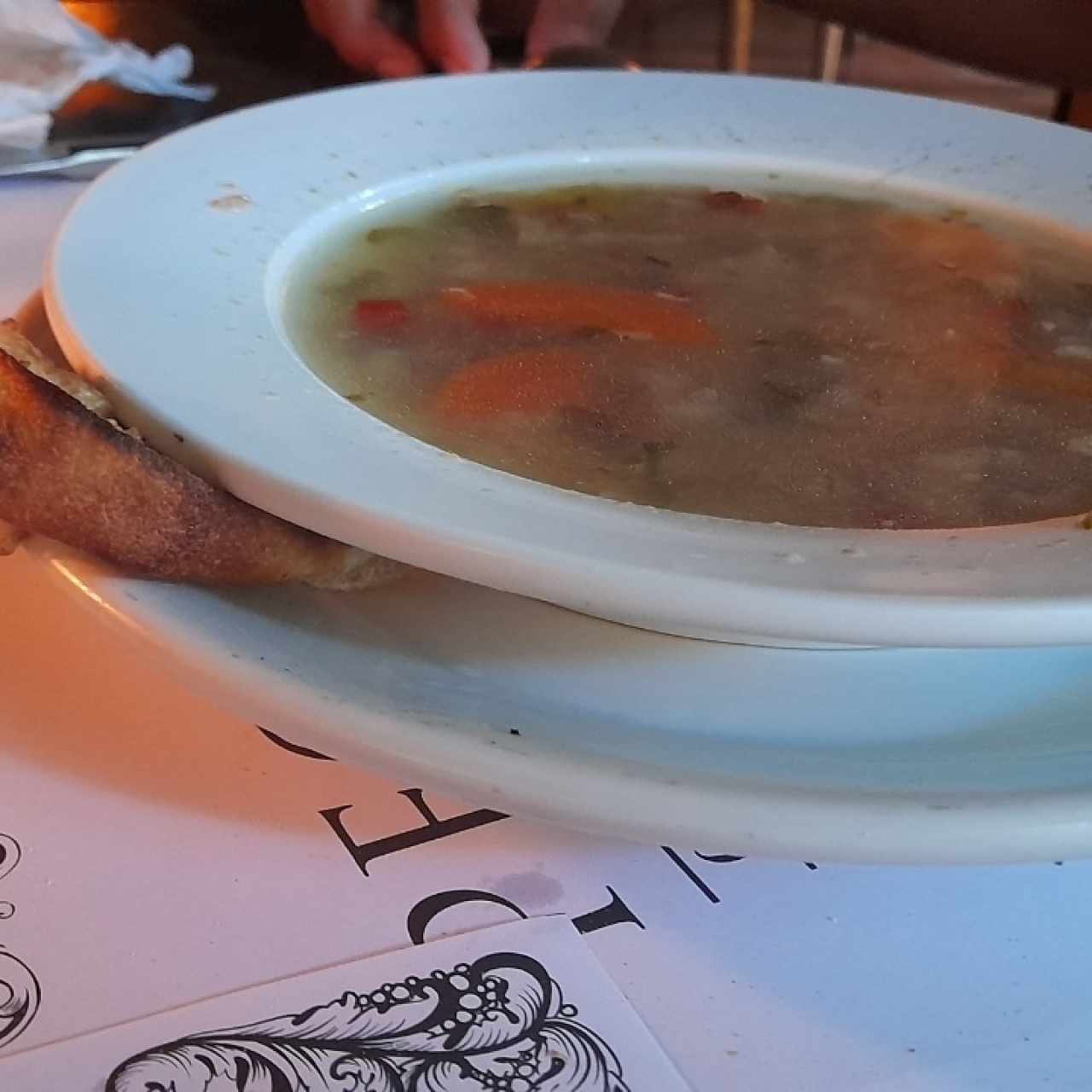 sopa de pollo