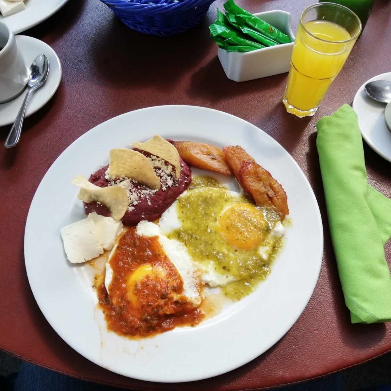 Los Completos - Huevos Divorsiados