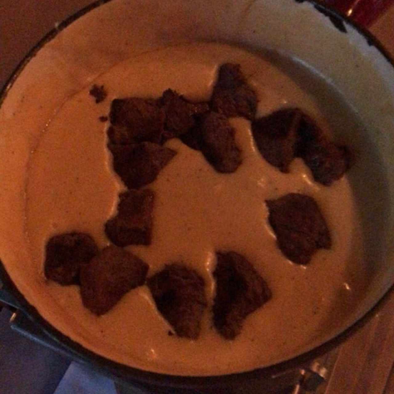 Queso con Lomito 2 P: Q.259 / 3 P: Q.335