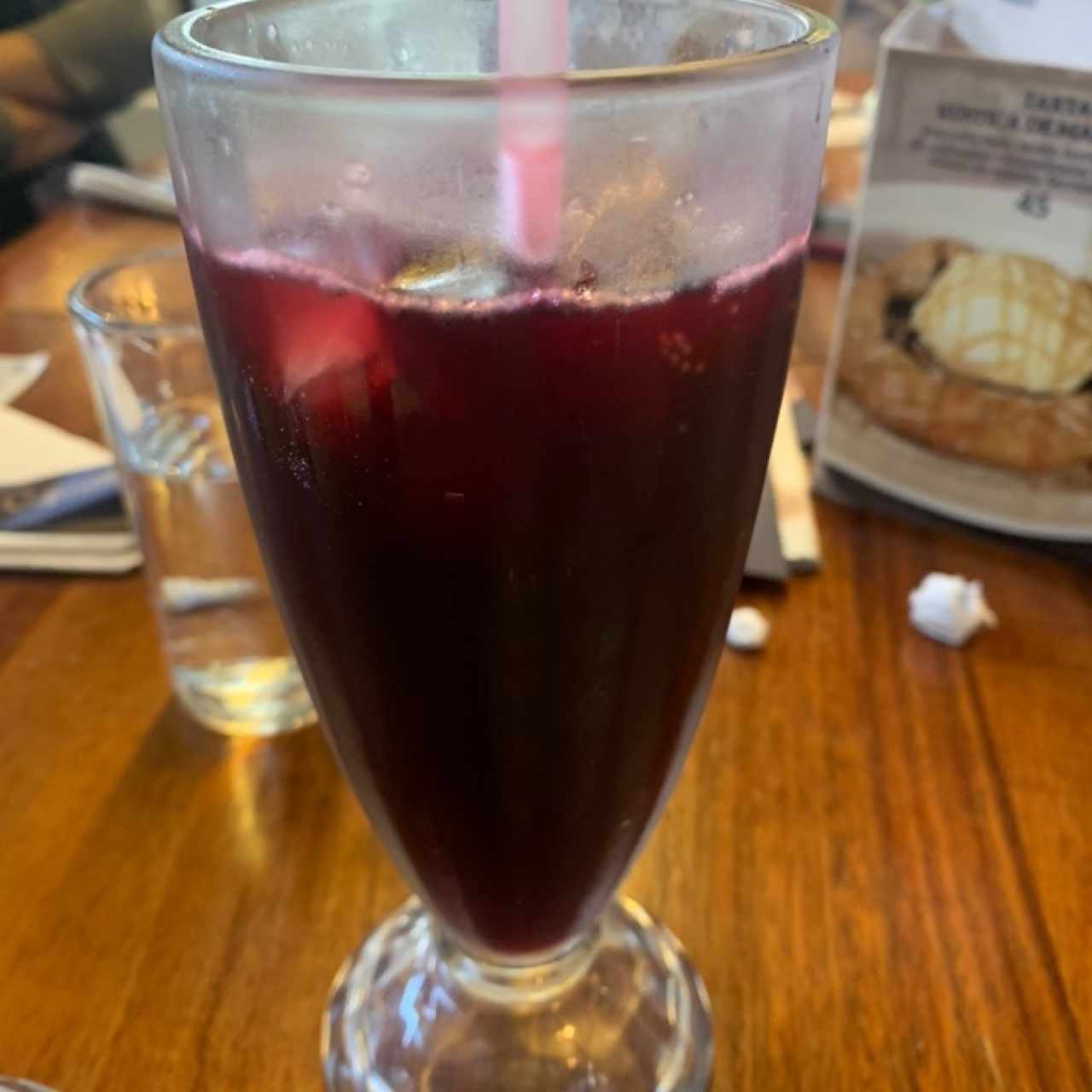 Rosa Jamaica 