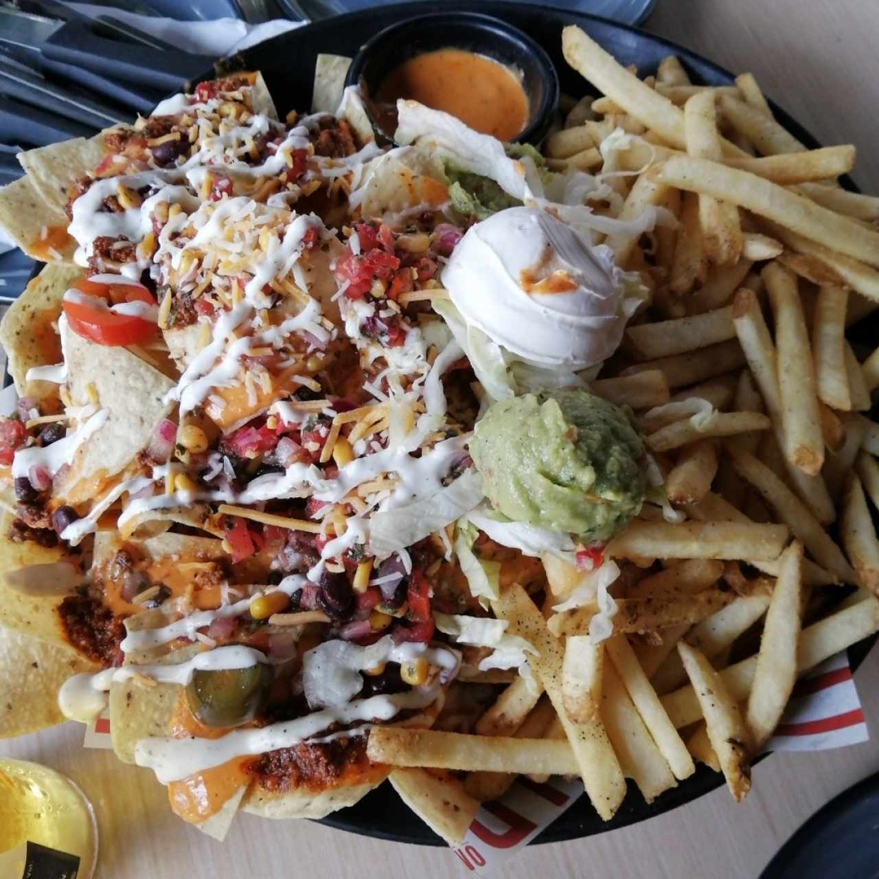 ENTRADAS - Bbq Chicken Nachos