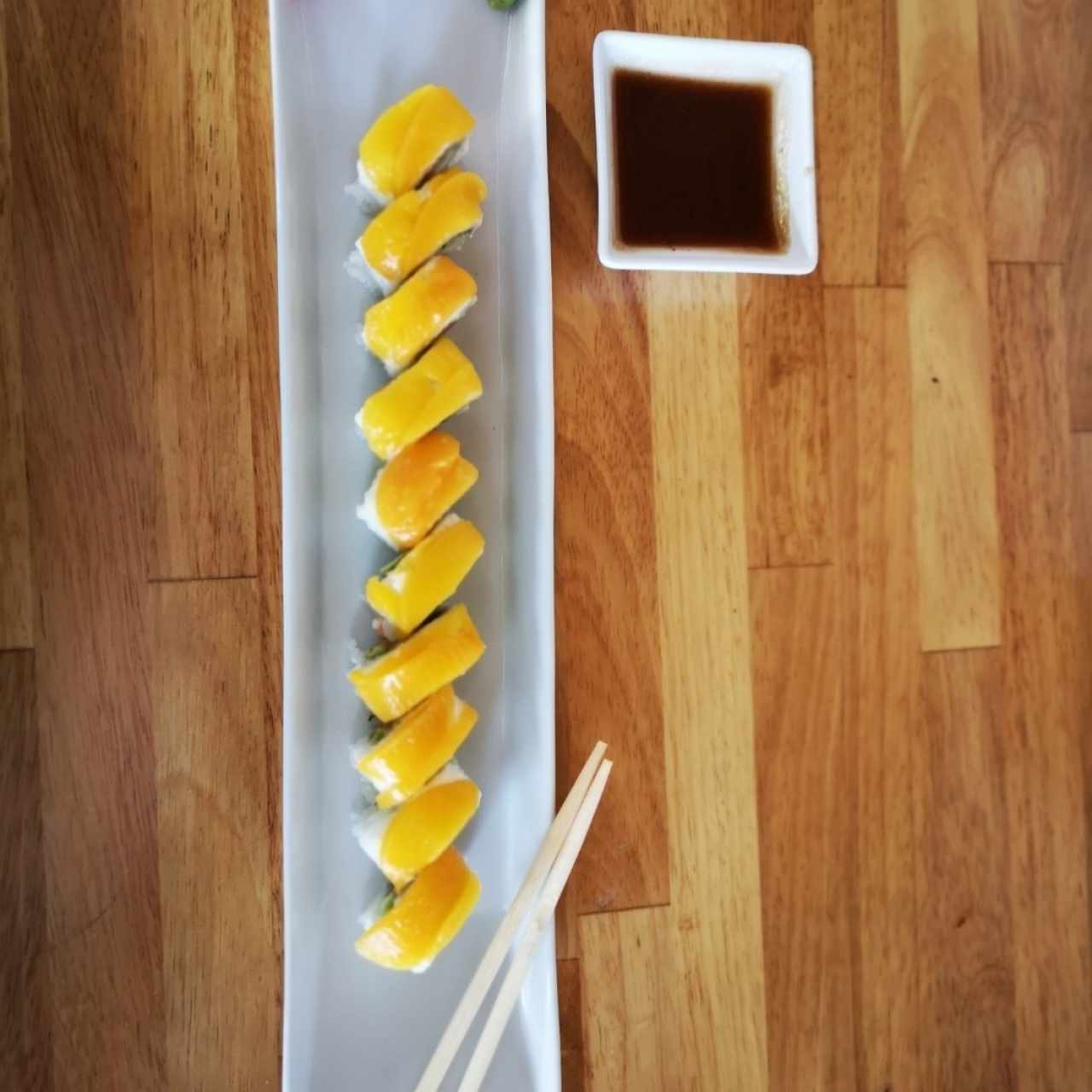 Con Mango - Chinísimo Roll