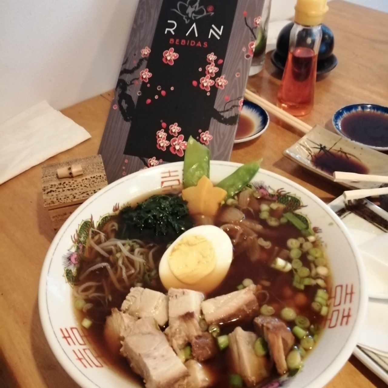 ramen de cerdo