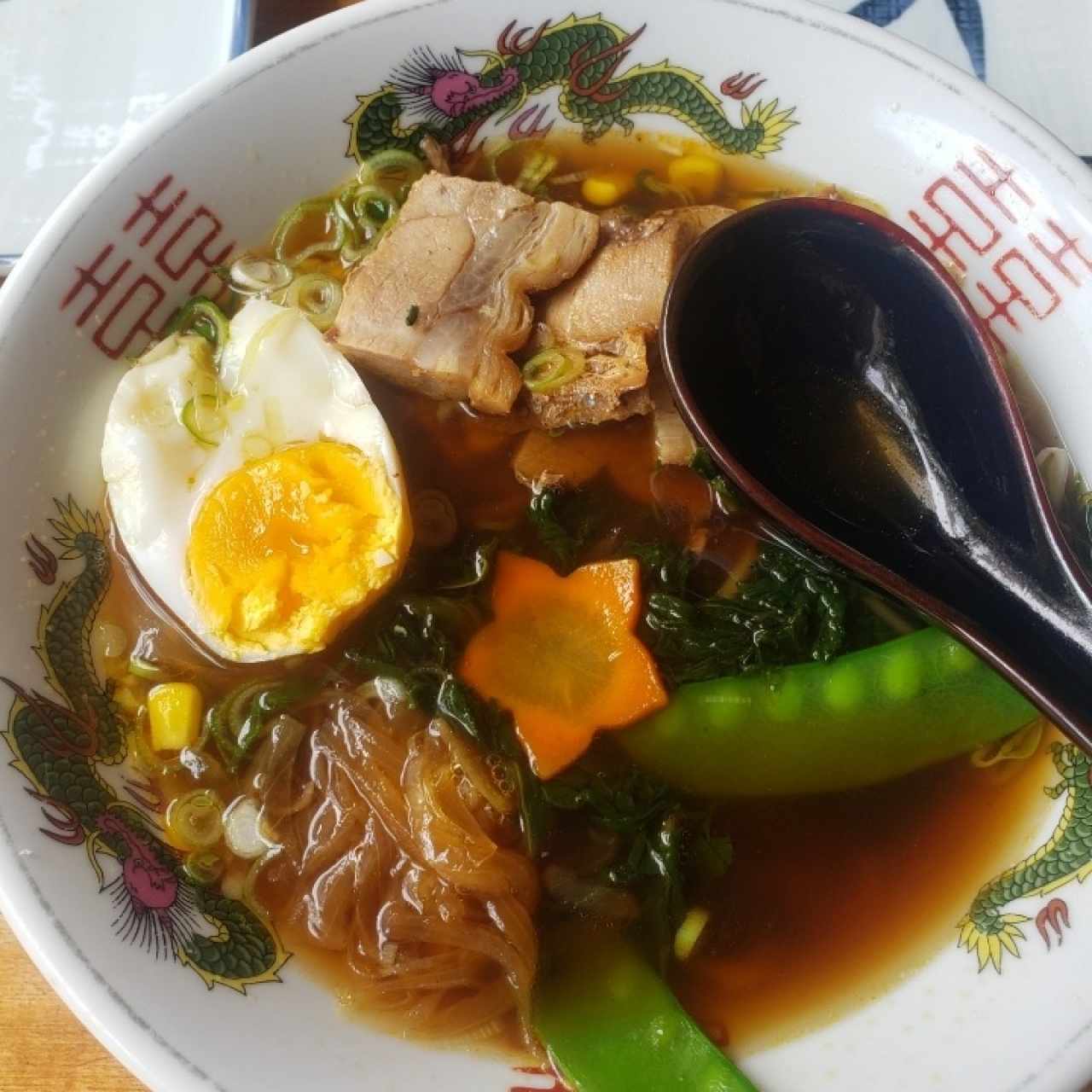 Ramen de cerdo