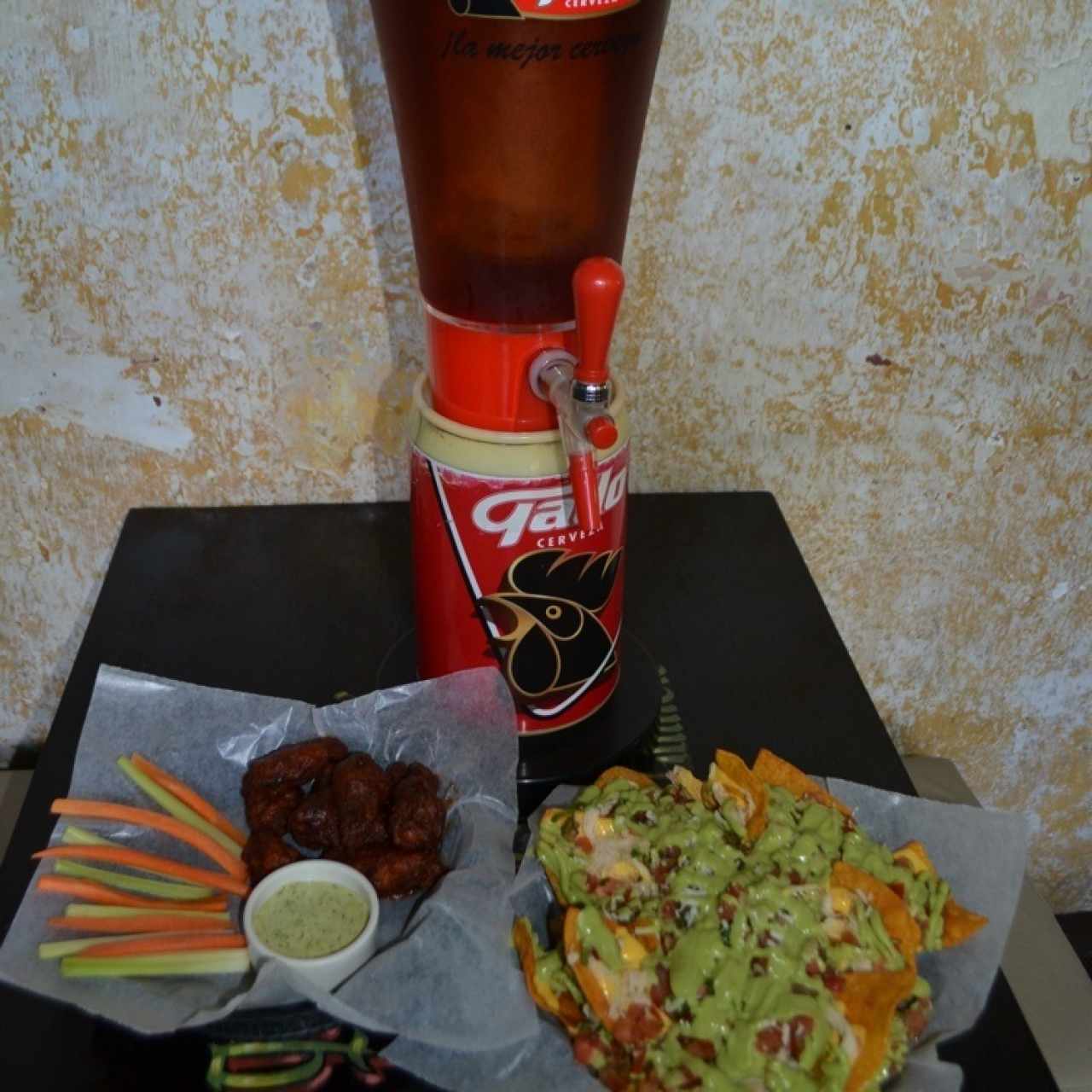 wings y nachos