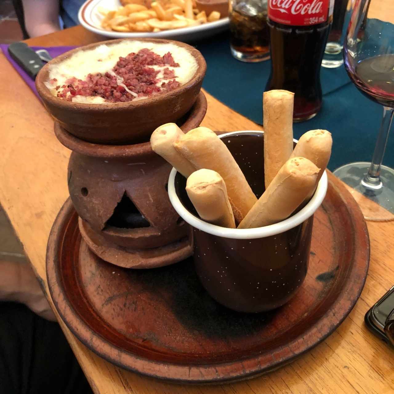 Tradicional queso fundido (simple) con chorizo