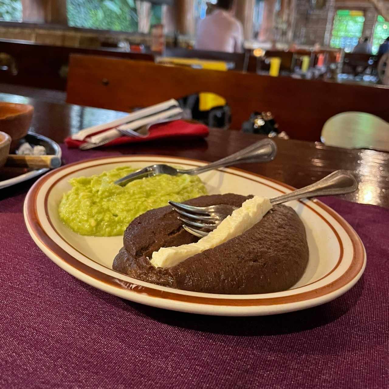 Entradas - Frijol y guacamol