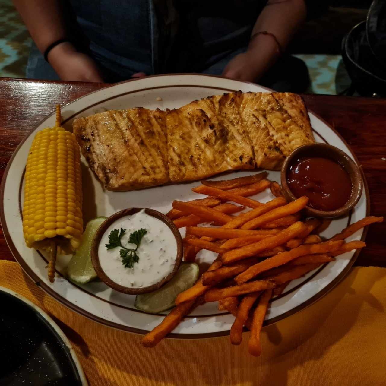 Salmón noruego a la parrilla