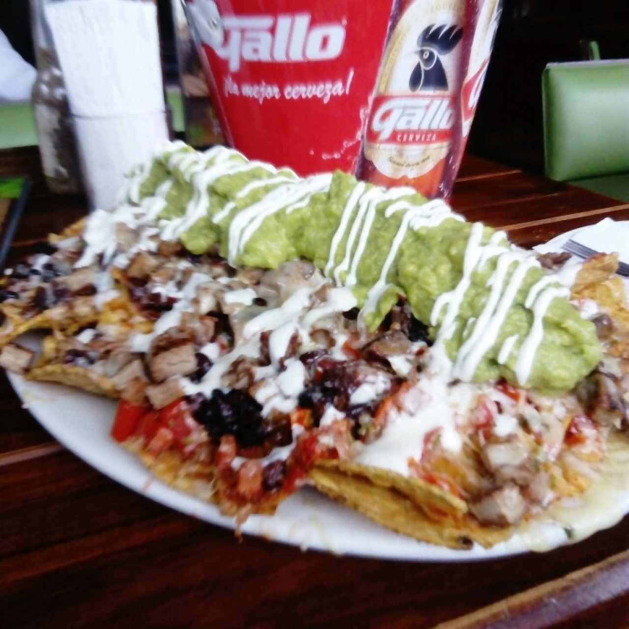 Nachos monoloco de lomito Q161