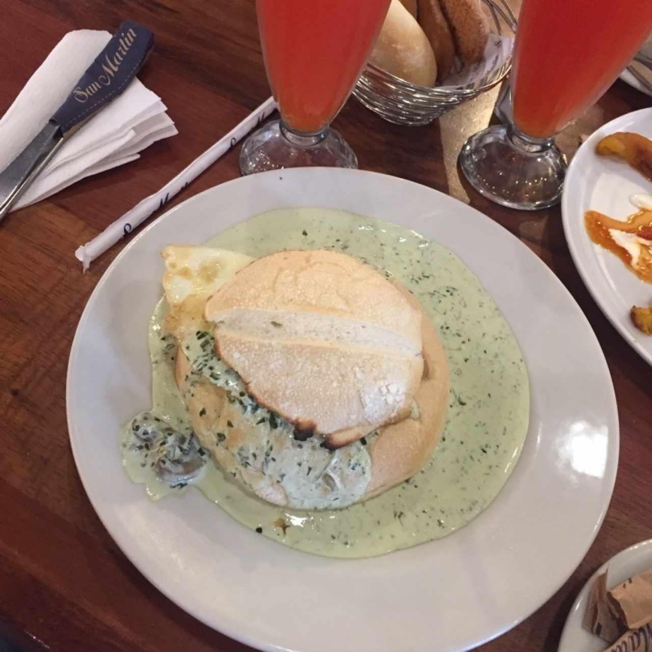 Huevos Escondidos al Estilo Florentino