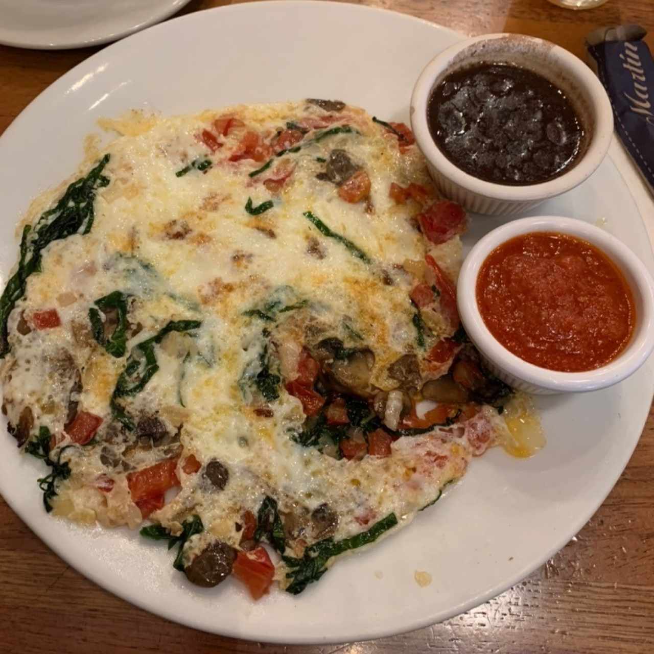 Omelette de Claras, Queso Panela y Vegetales