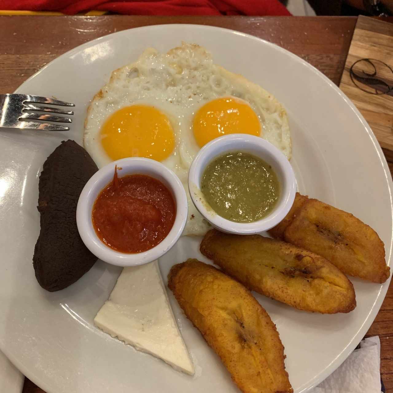 Desayunos Completos - Huevos Divorciados