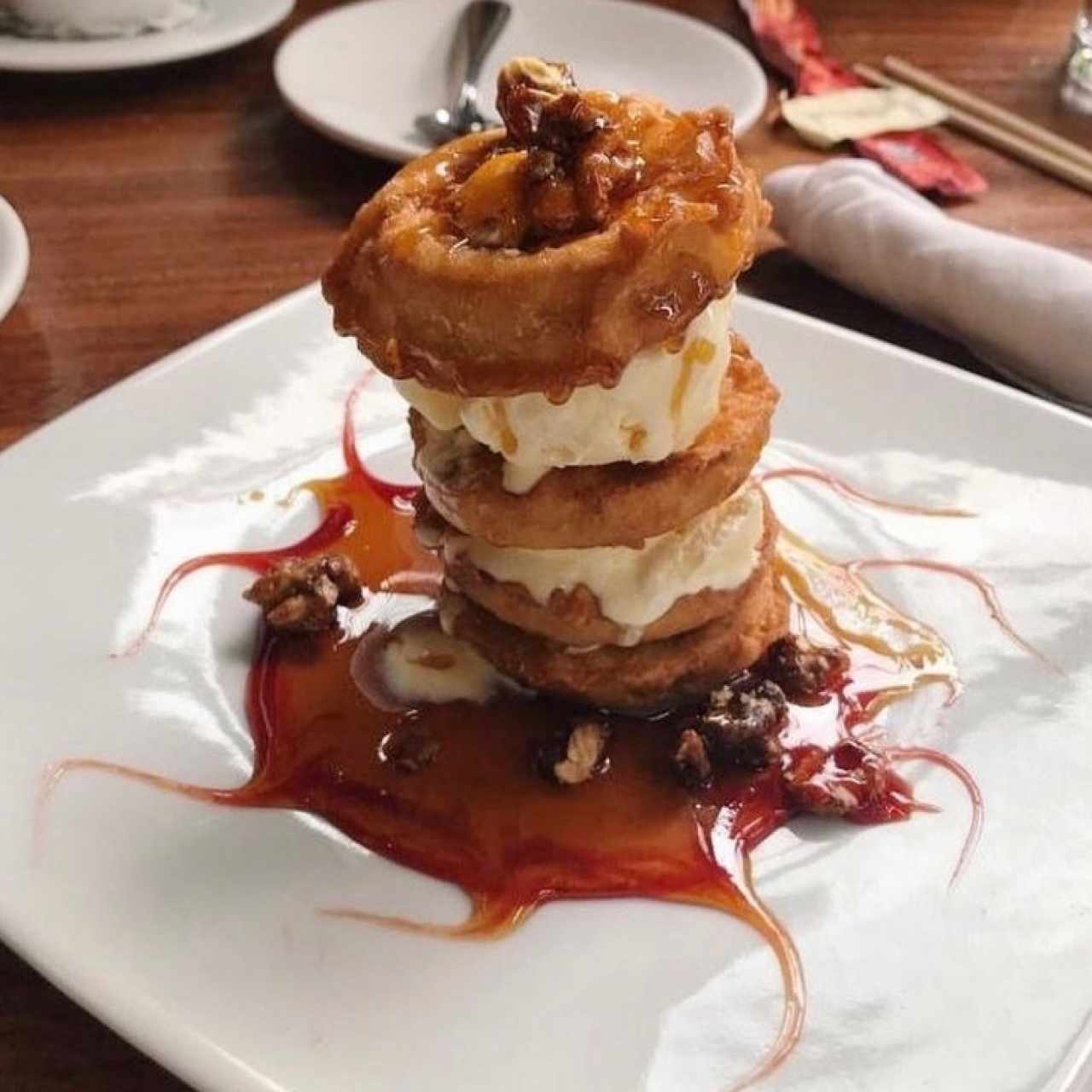 Manzana Crispy con helado 