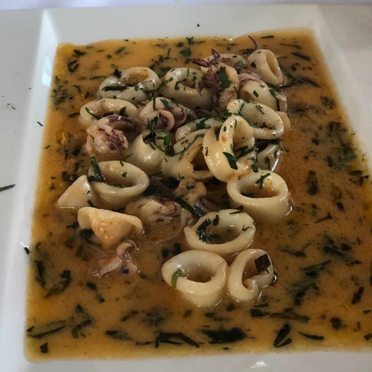 CALAMARES AL AJÍ