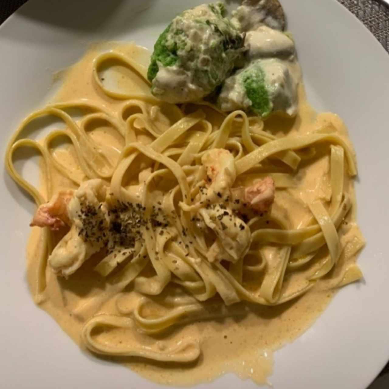 Pasta con Camarones 