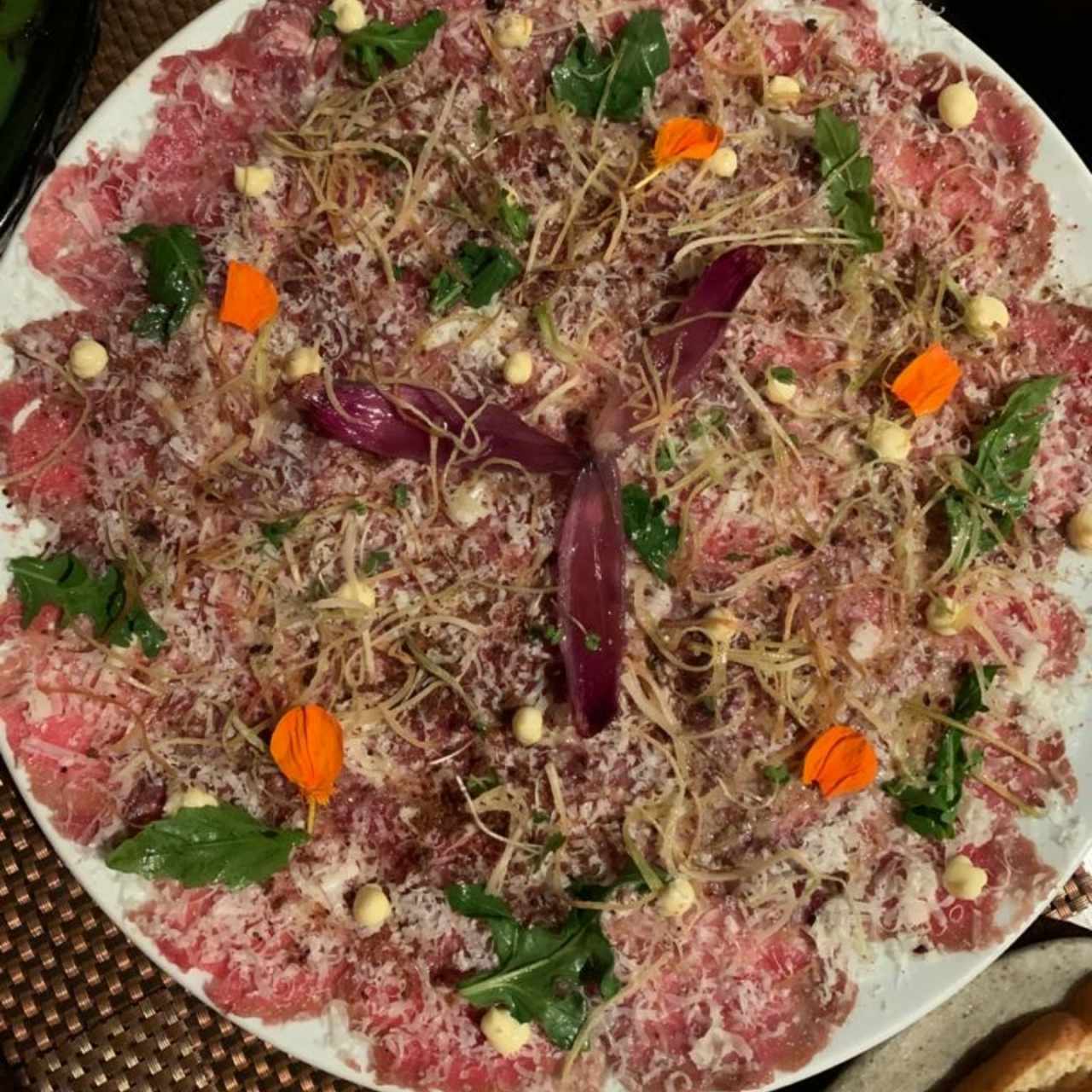 Otras Entradas - Carpaccio de Res