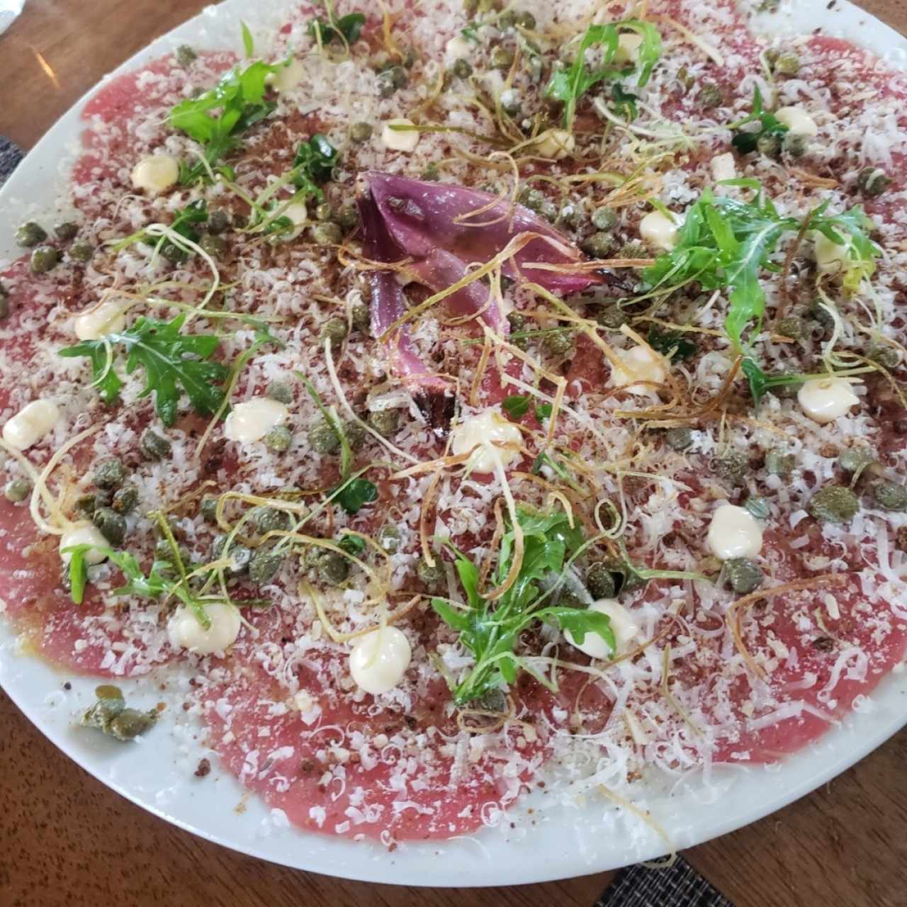 Otras Entradas - Carpaccio de Res