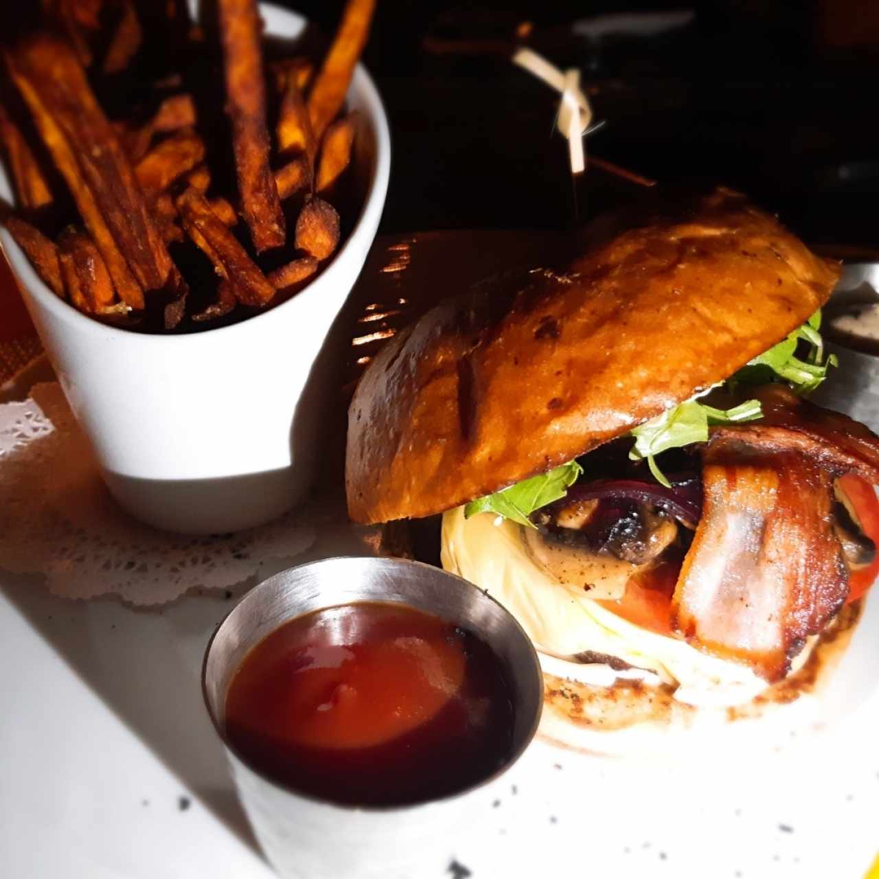La Ambia Burger