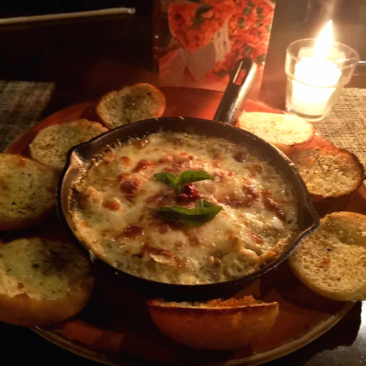 DIP DE ALCACHOFA TRI FORMAGGIO