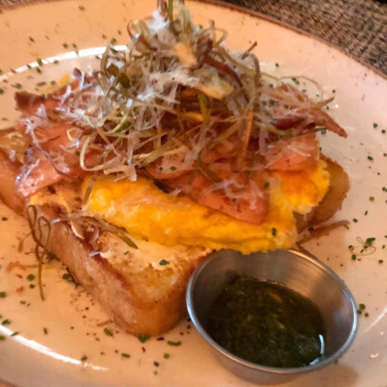 Desayunos - Salmone e Uova