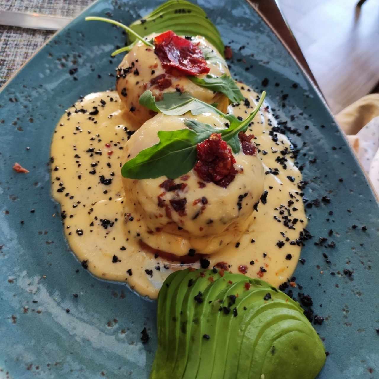 Huevos Benedictinos