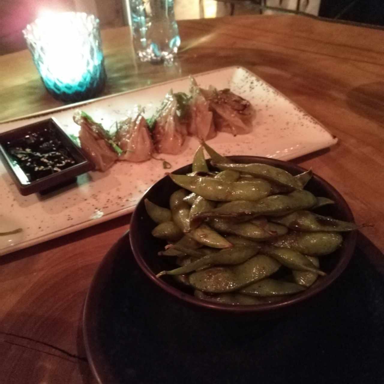 Edamame (salsa ponzu) + Dumplins